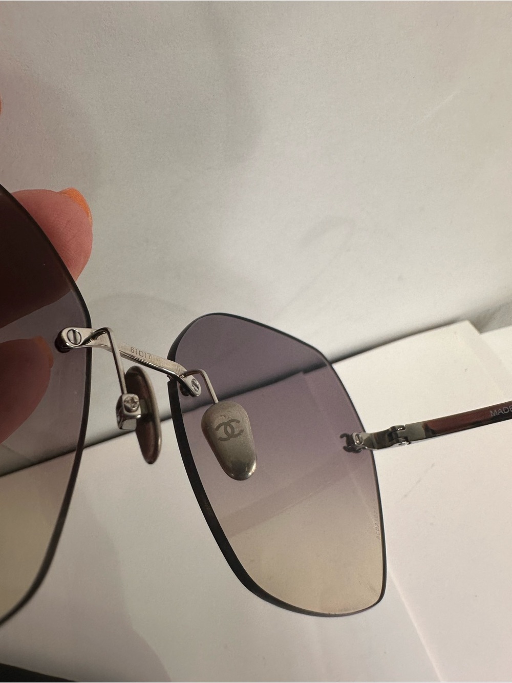 CHANEL Purple Gradient Rimless Sunglasses with Black Quilted Case - Picture 6 of 7